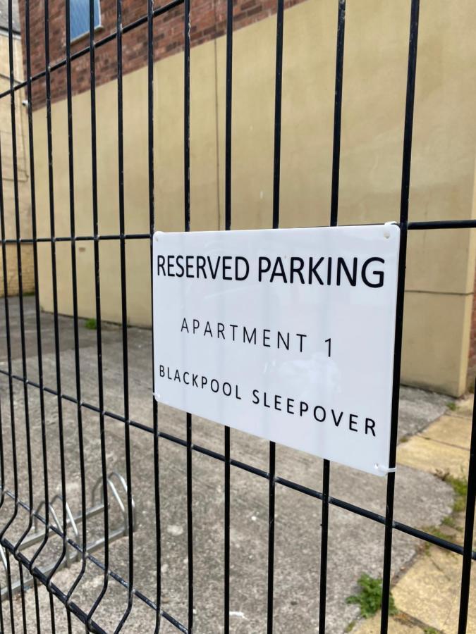 Blackpool Sleepover Apartment 1 Free Parking Sleeps 6 Exterior photo